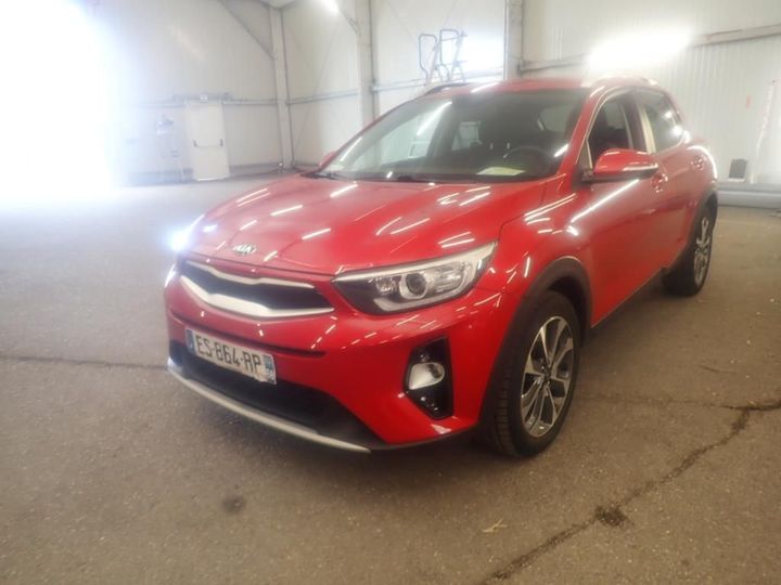 KIA STONIC 2017 knad6811aj6100376