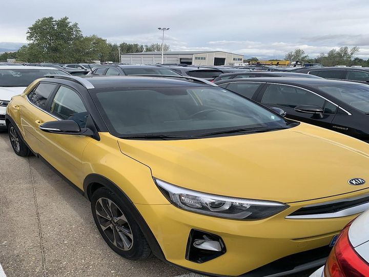 KIA STONIC 2018 knad6811aj6114555