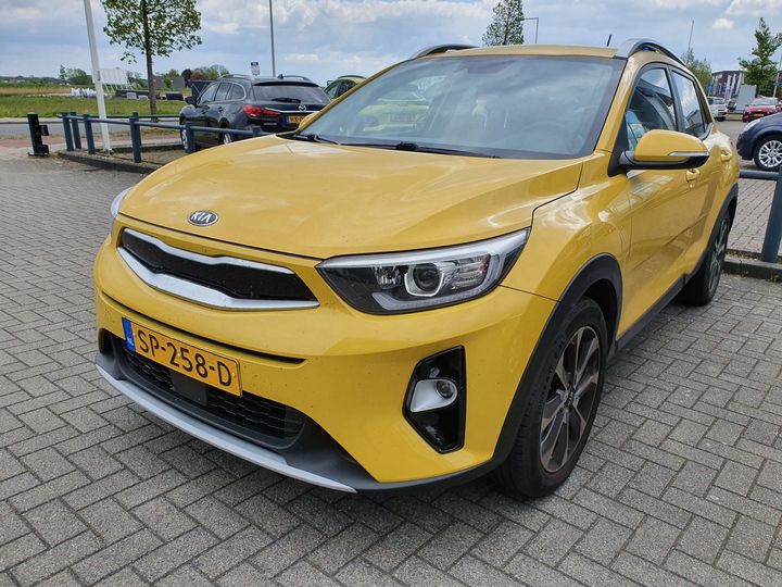 KIA STONIC 2018 knad6811aj6119027