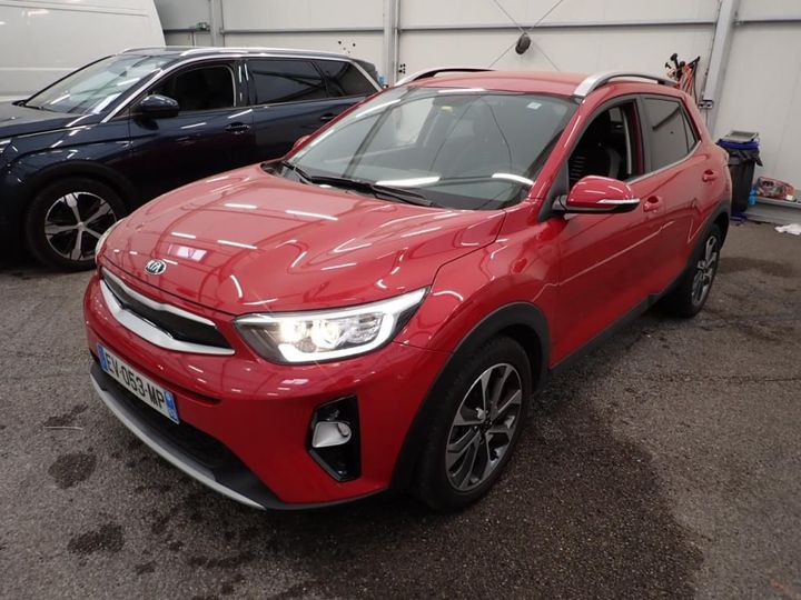 KIA STONIC 2018 knad6811aj6121703