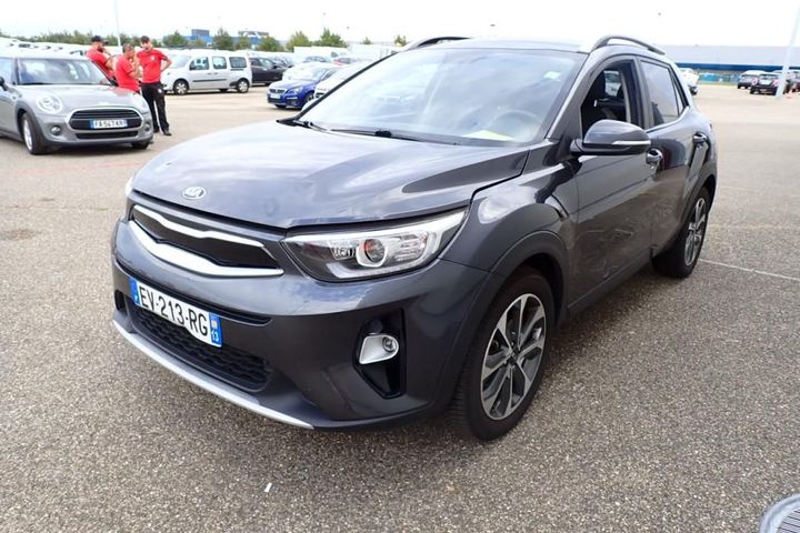 KIA STONIC 2018 knad6811aj6135426