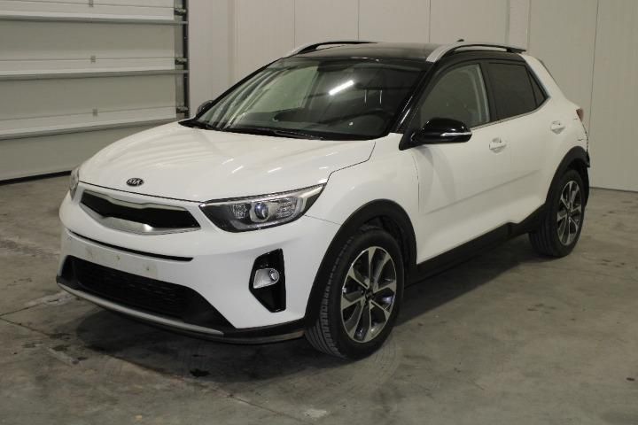 KIA STONIC SUV 2018 knad6811ak6197635