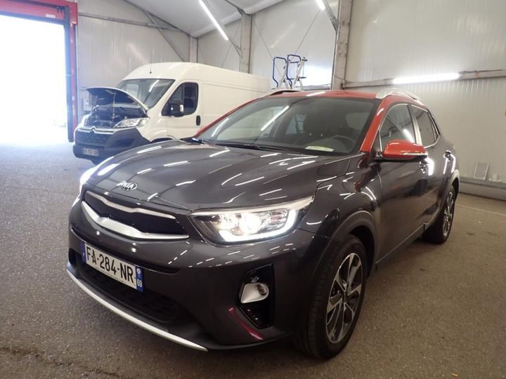 KIA STONIC 2018 knad6811ak6198598