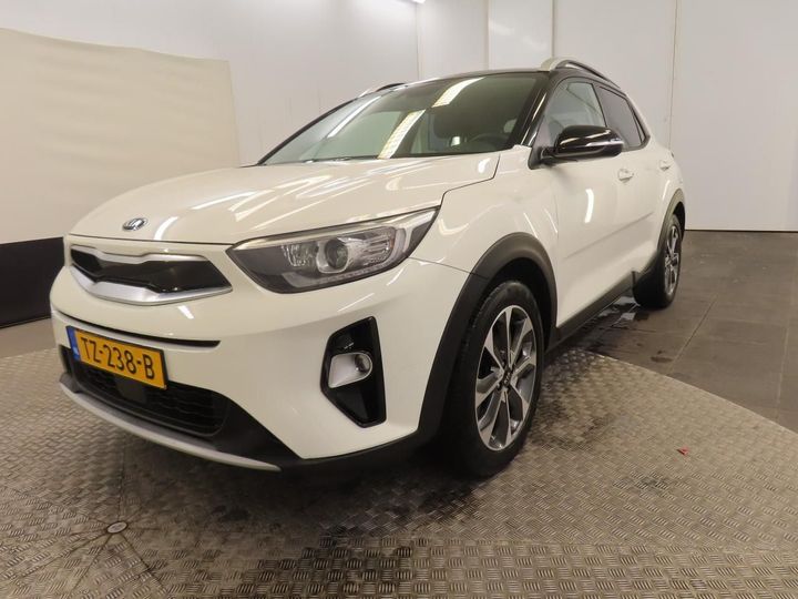 KIA STONIC 2018 knad6811ak6215376