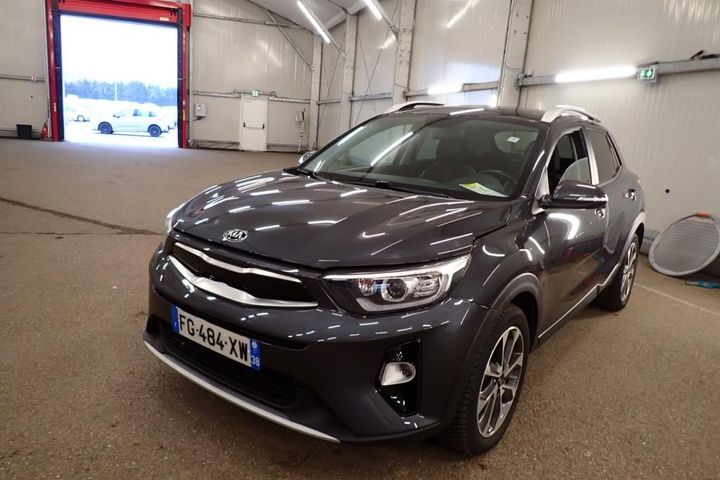 KIA STONIC 2019 knad6811al6306483