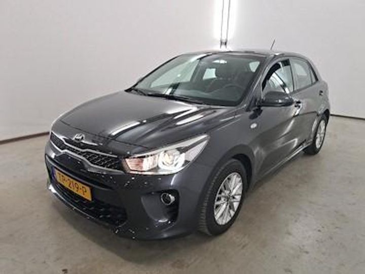 KIA RIO 2018 knada511aj6181295