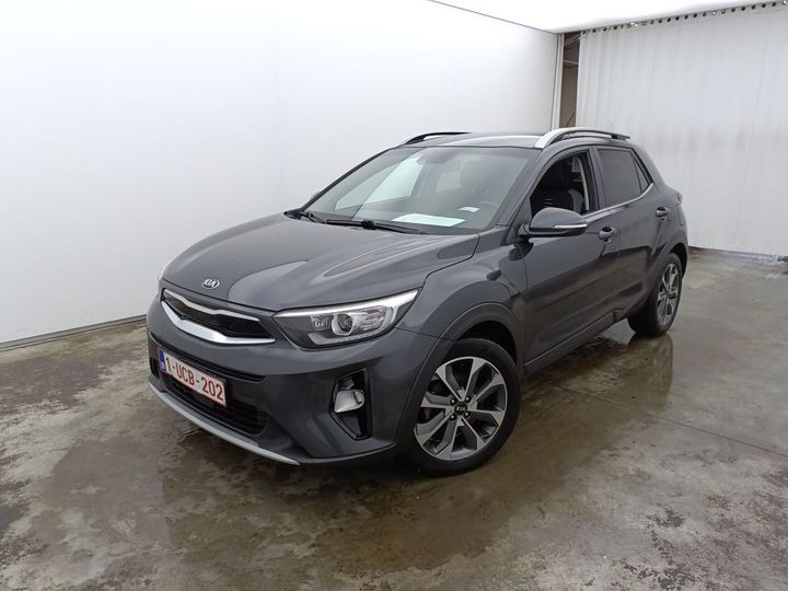 KIA STONIC '17 2018 knadc815aj6138919