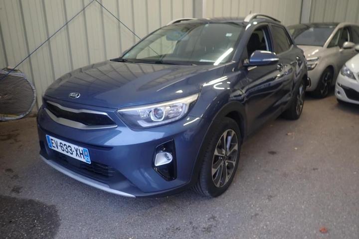 KIA STONIC 2018 knadc815aj6142017