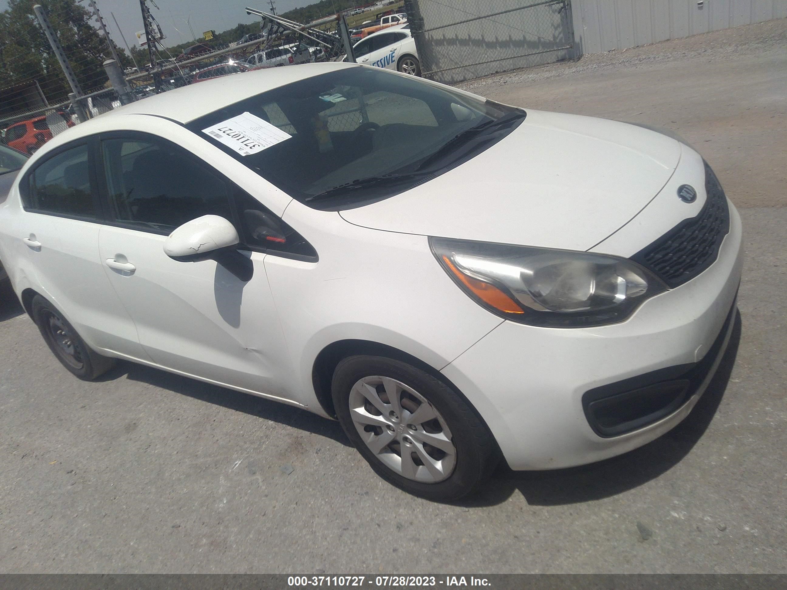 KIA RIO 2015 knadm4a31f6504467