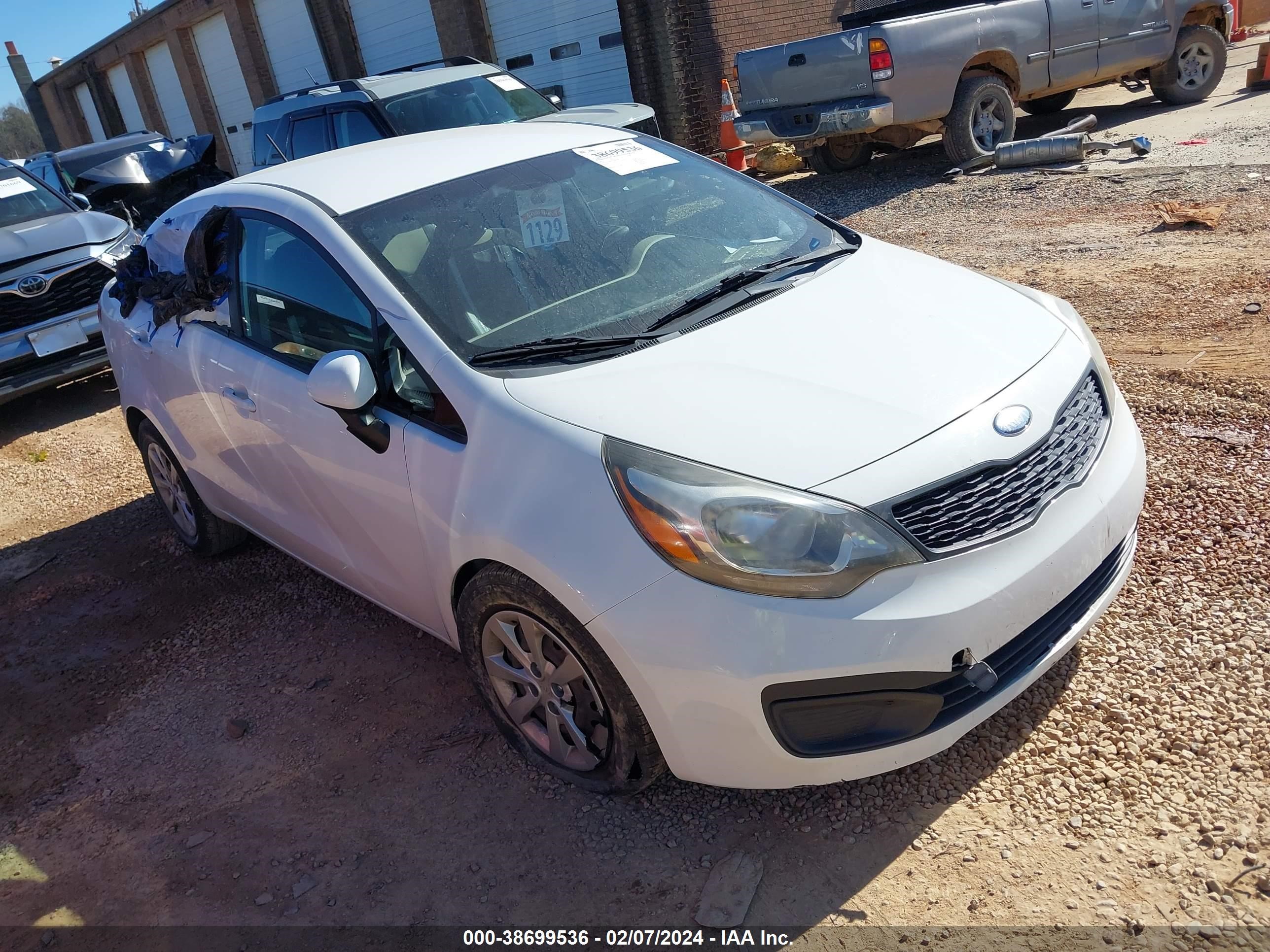 KIA RIO 2013 knadm4a33d6236891