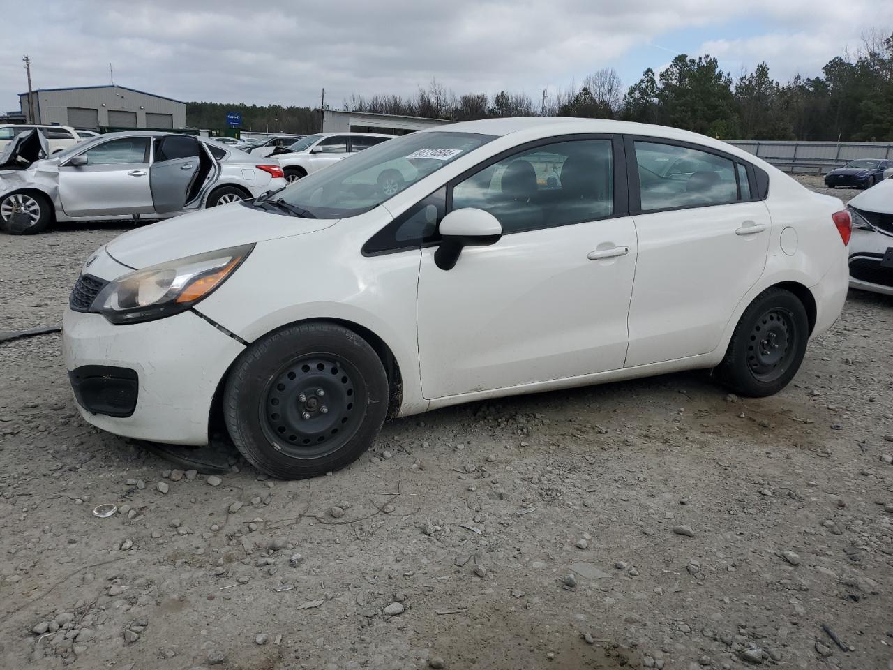 KIA RIO 2015 knadm4a35f6453541