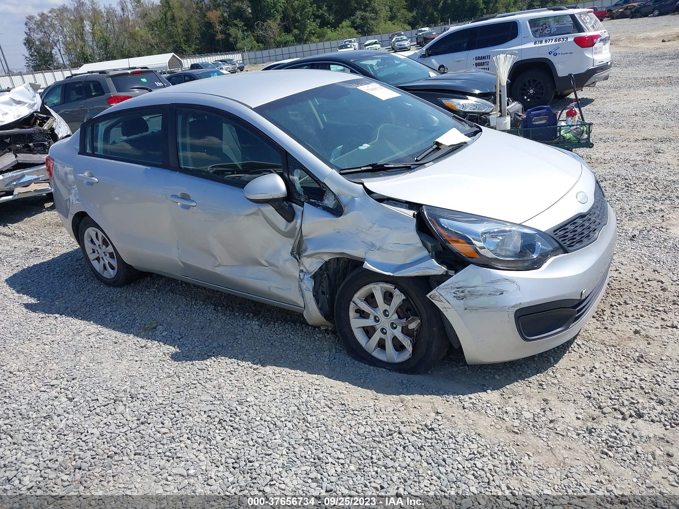 KIA RIO 2014 knadm4a37e6370708