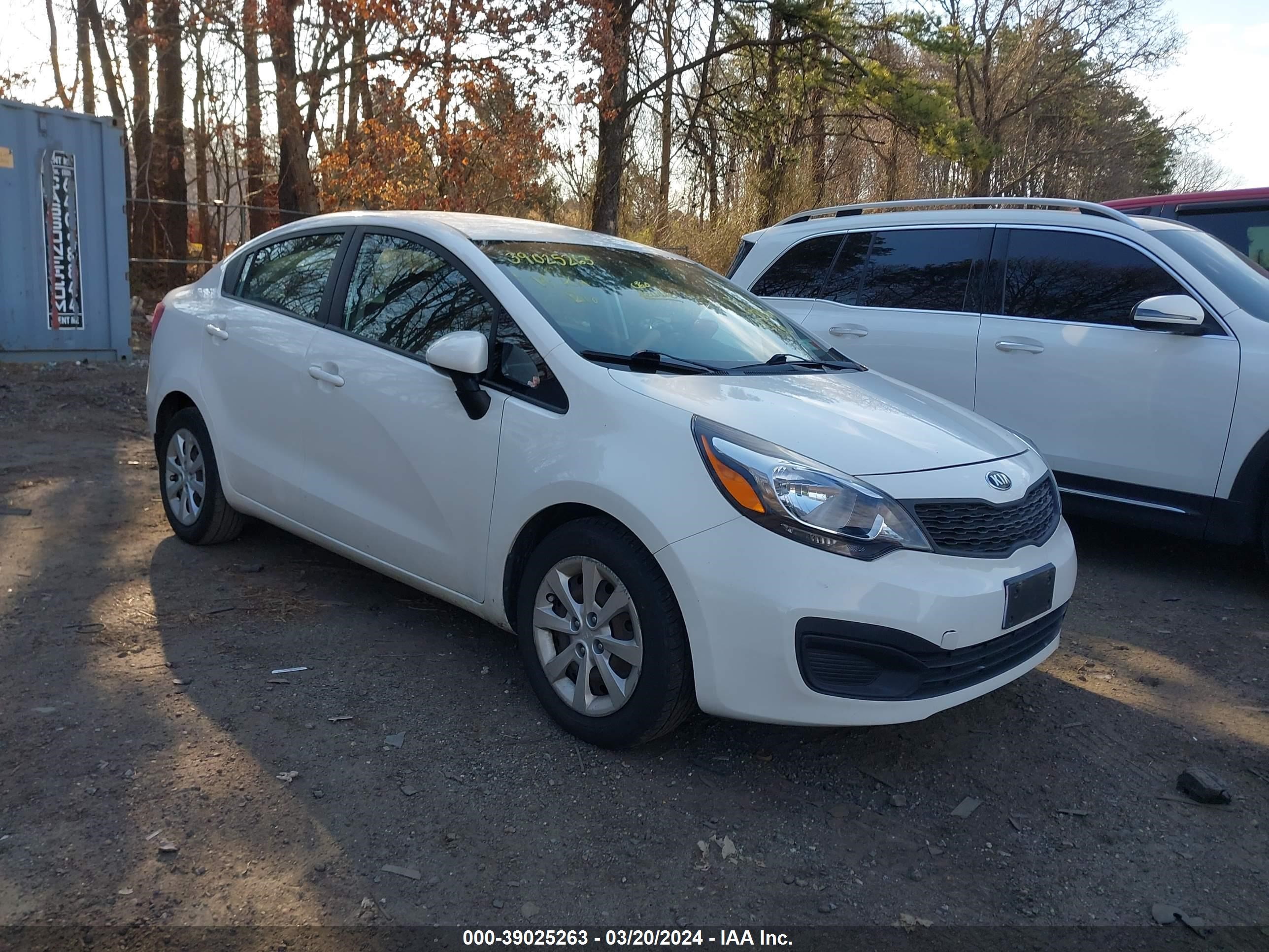 KIA RIO 2014 knadm4a38e6341119