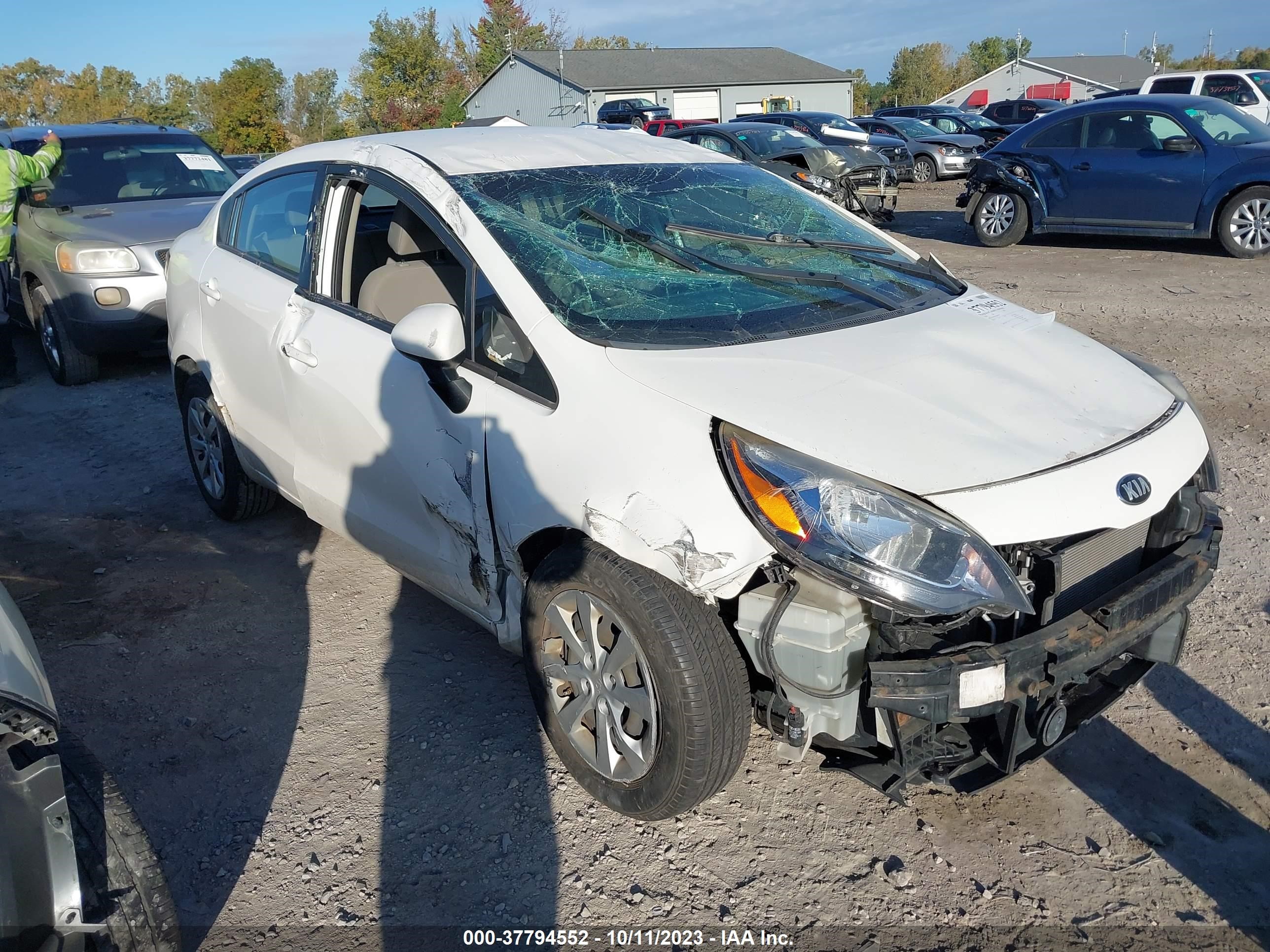 KIA RIO 2016 knadm4a38g6641939