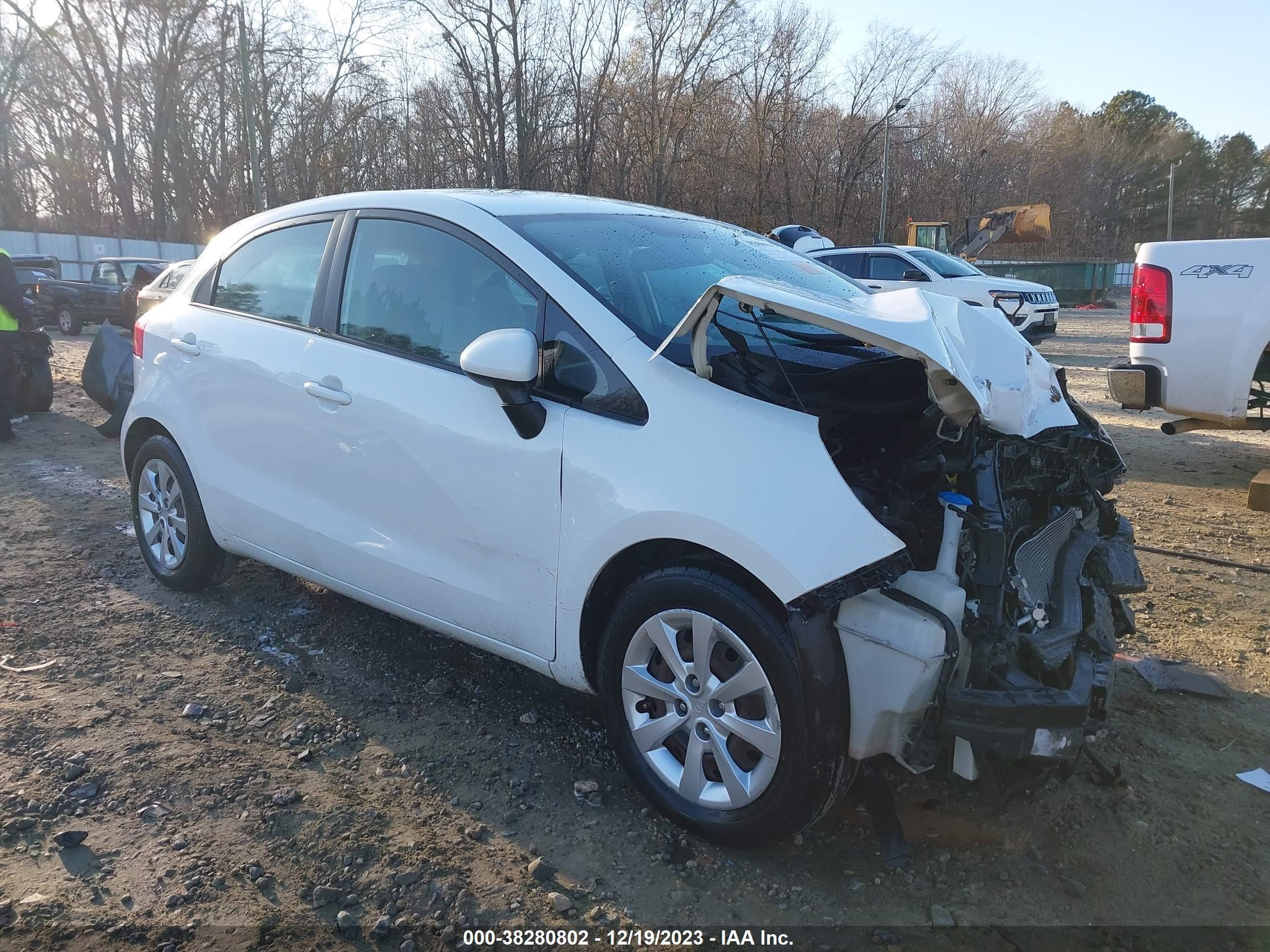 KIA RIO 2013 knadm5a36d6229388