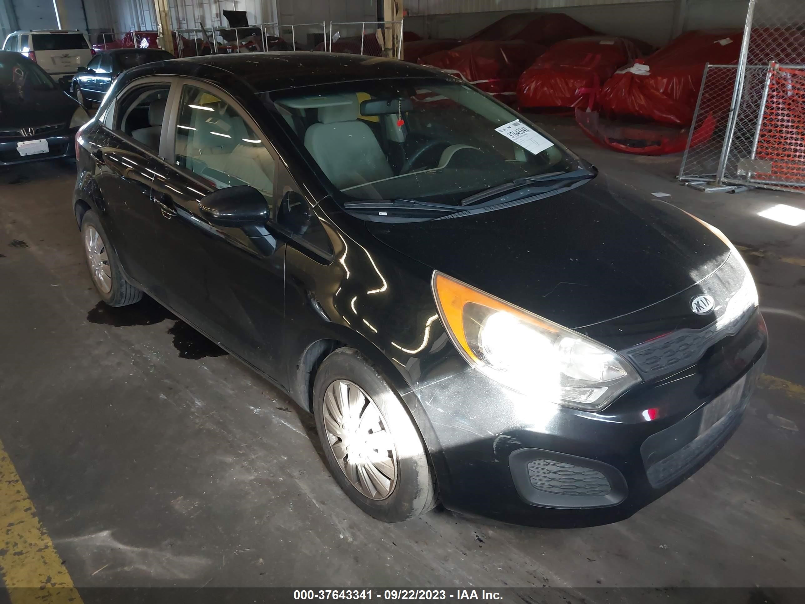 KIA RIO 2013 knadm5a37d6131356