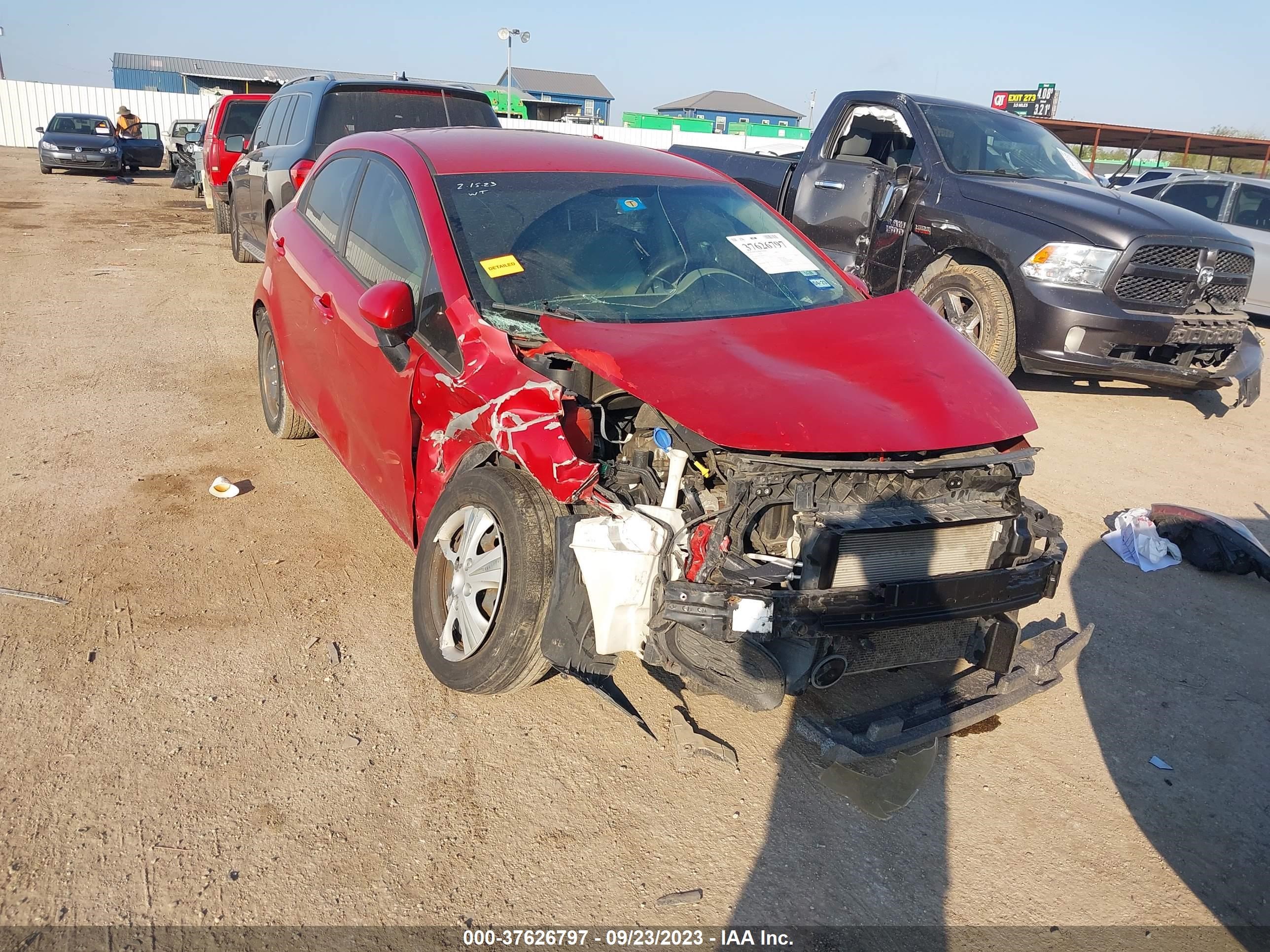 KIA RIO 2015 knadm5a38f6451529