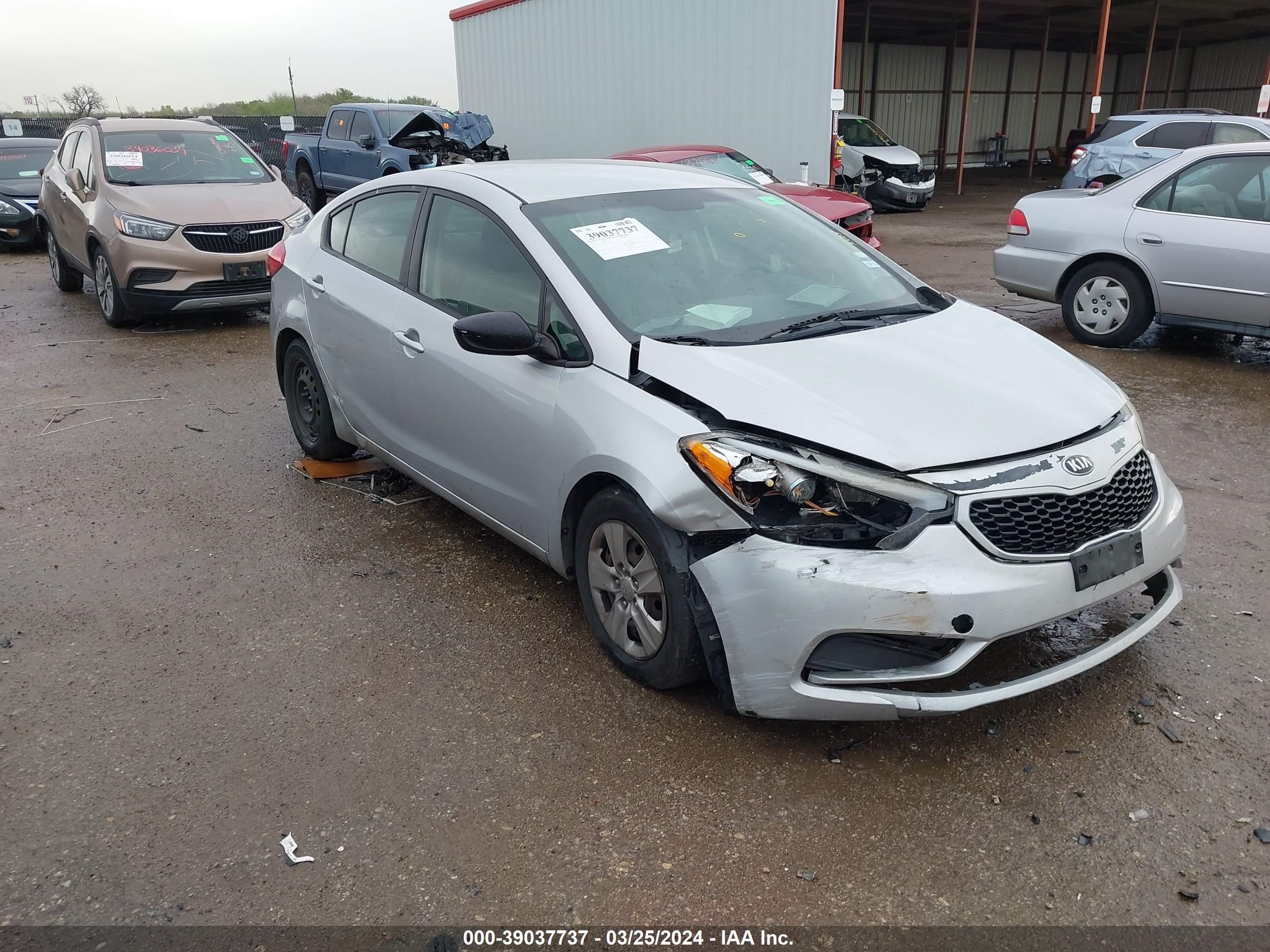 KIA FORTE 2016 knafk4a63g5517933