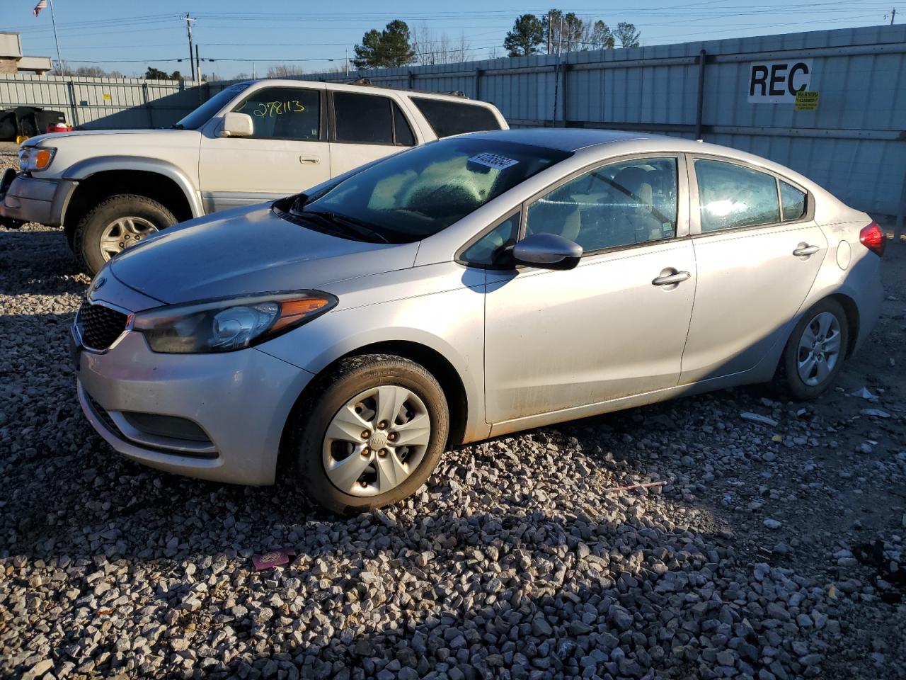 KIA FORTE 2015 knafk4a64f5418892