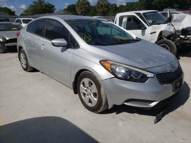 KIA FORTE LX 2015 knafk4a64f5432601