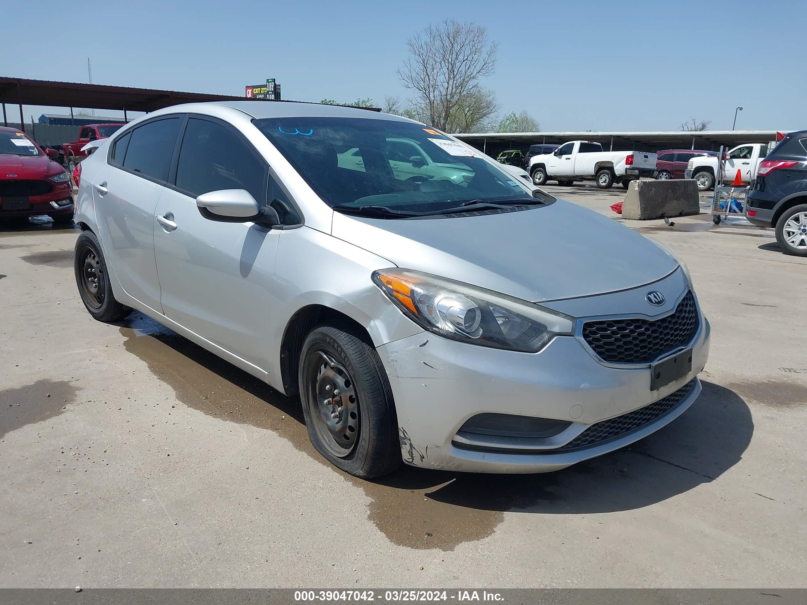 KIA FORTE 2014 knafk4a65e5245057