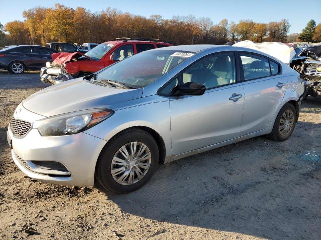 KIA FORTE 2015 knafk4a65f5334905