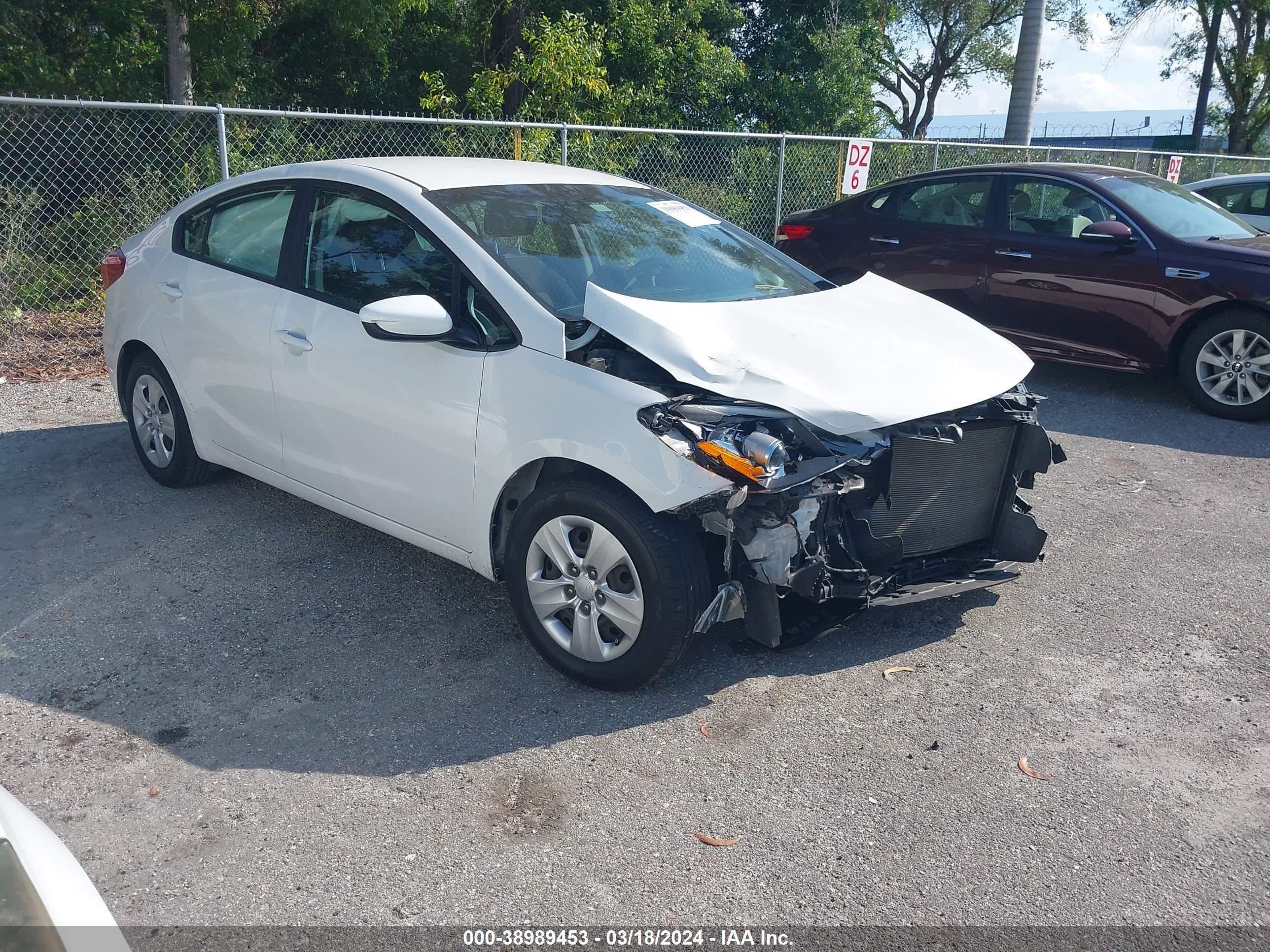 KIA FORTE 2016 knafk4a65g5592813