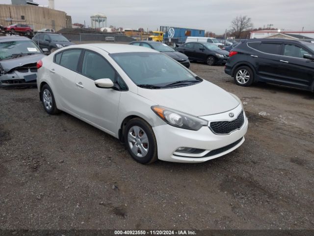 KIA FORTE 2015 knafk4a67f5407157