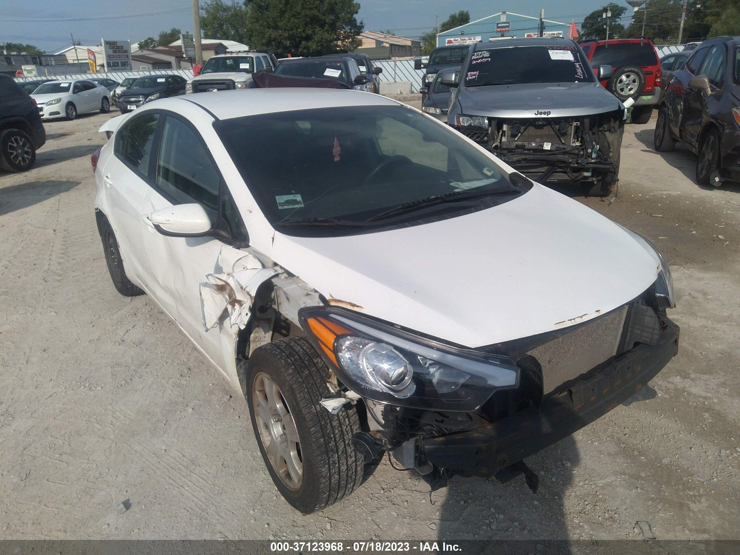 KIA FORTE 2016 knafk4a67g5496231