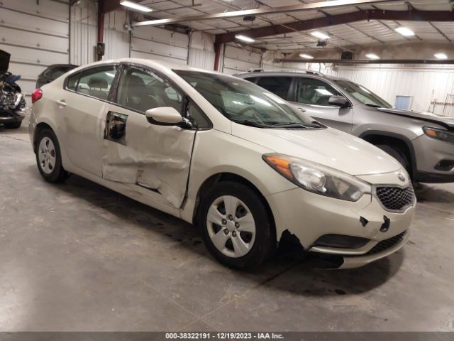 KIA FORTE 2015 knafk4a68f5265921