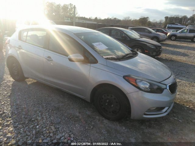 KIA FORTE 5-DOOR 2016 knafk5a81g5607637