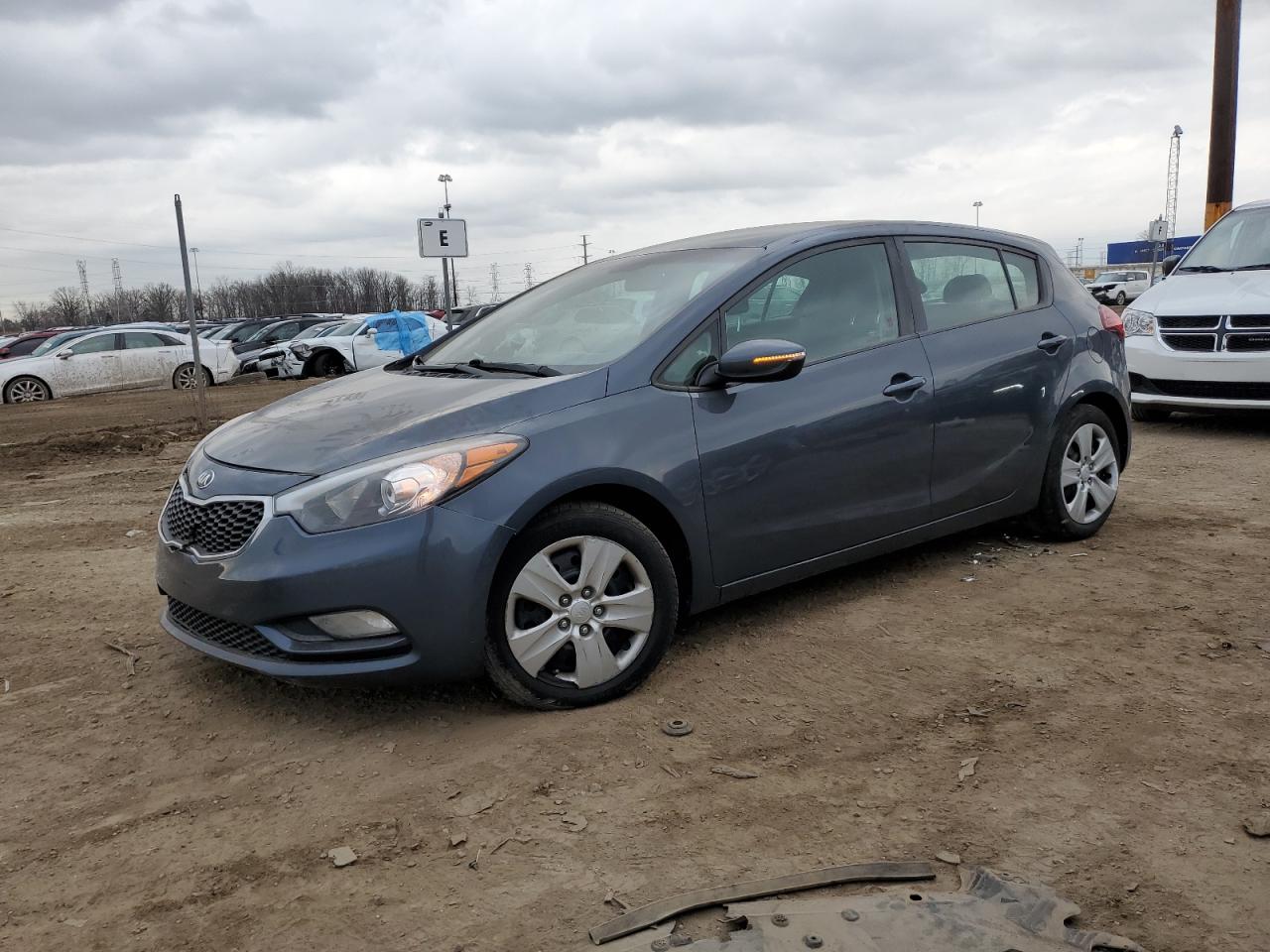 KIA FORTE 2016 knafk5a81g5650598