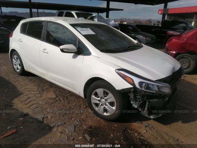 KIA FORTE5 2017 knafk5a81h5668214