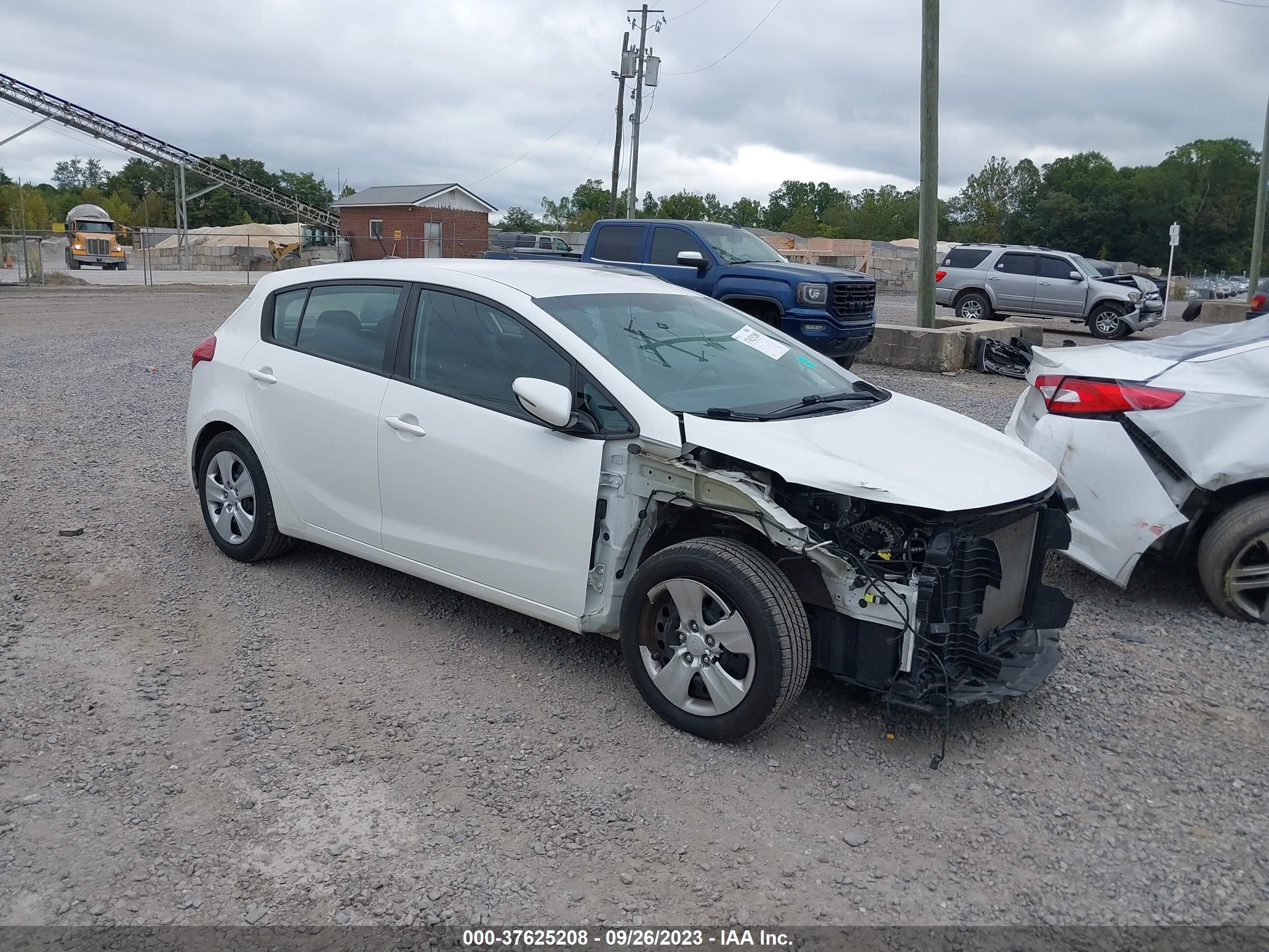 KIA FORTE 2016 knafk5a82g5592498