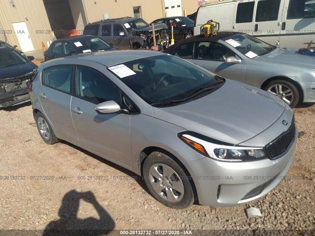 KIA FORTE5 2017 knafk5a82h5679898