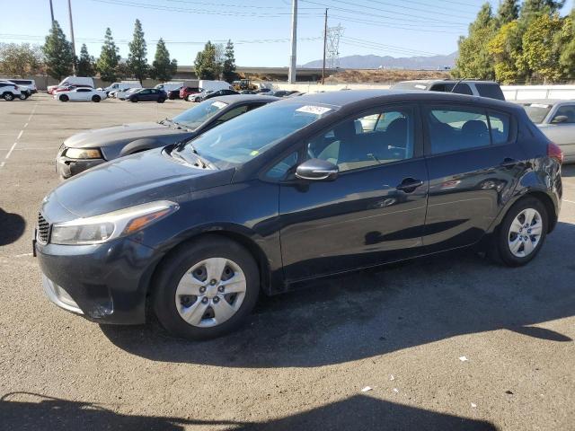 KIA FORTE LX 2017 knafk5a82h5684423