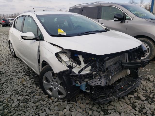 KIA FORTE LX 2016 knafk5a83g5648481