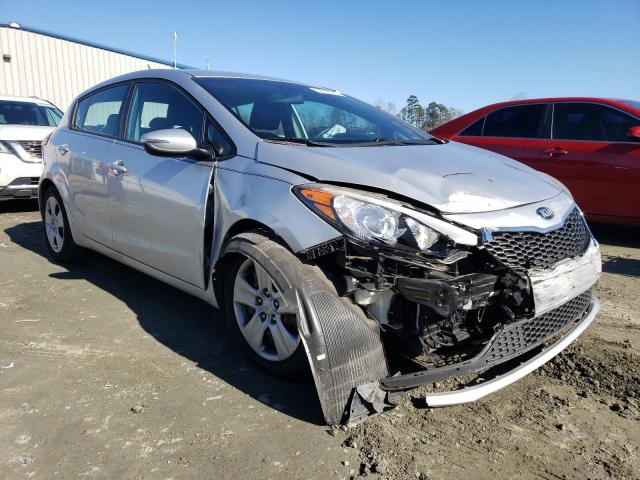 KIA FORTE LX 2016 knafk5a84g5629941