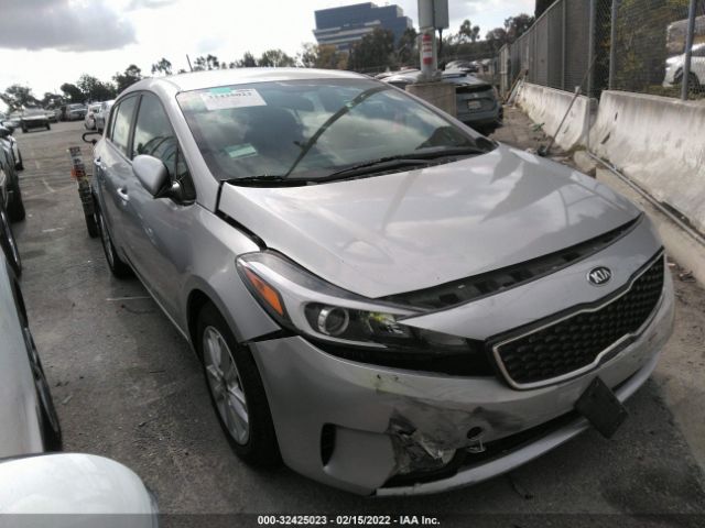 KIA FORTE5 2017 knafk5a84h5676498