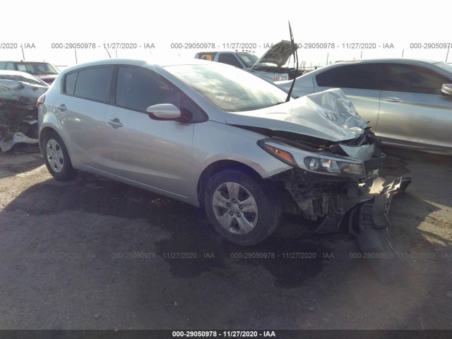 KIA FORTE5 2017 knafk5a85h5705118