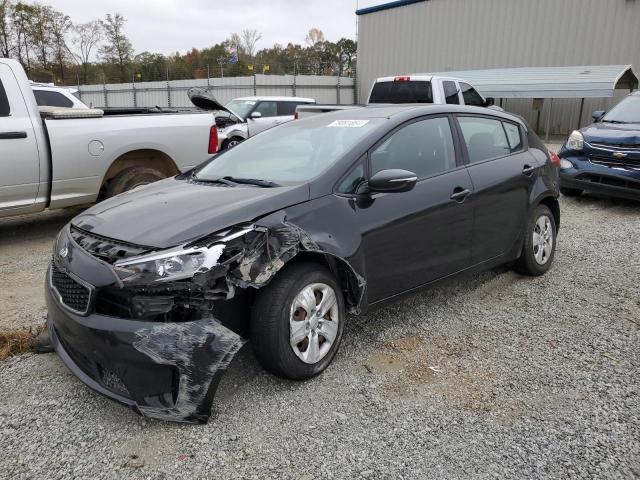 KIA FORTE LX 2017 knafk5a85h5713977