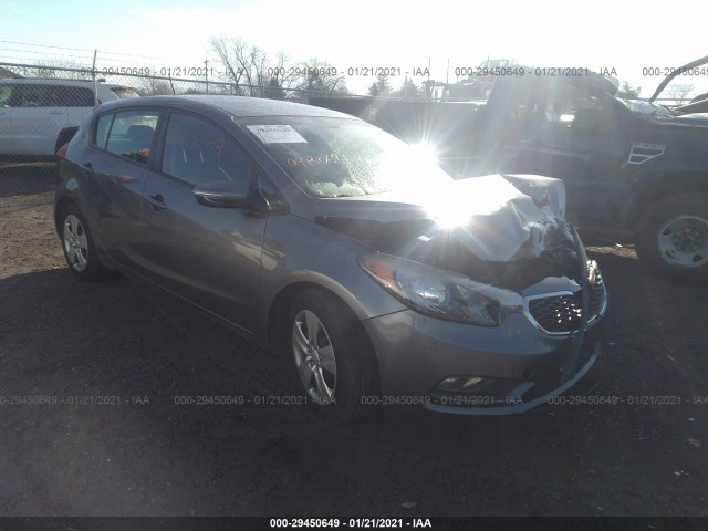 KIA FORTE 5-DOOR 2016 knafk5a86g5585425