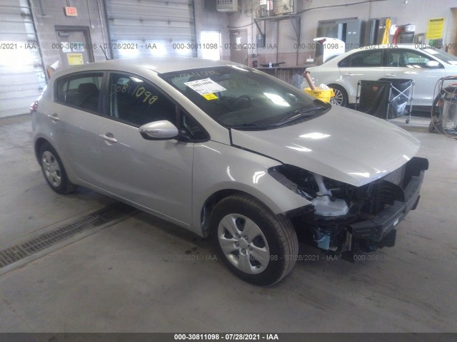 KIA FORTE5 2017 knafk5a86h5674932