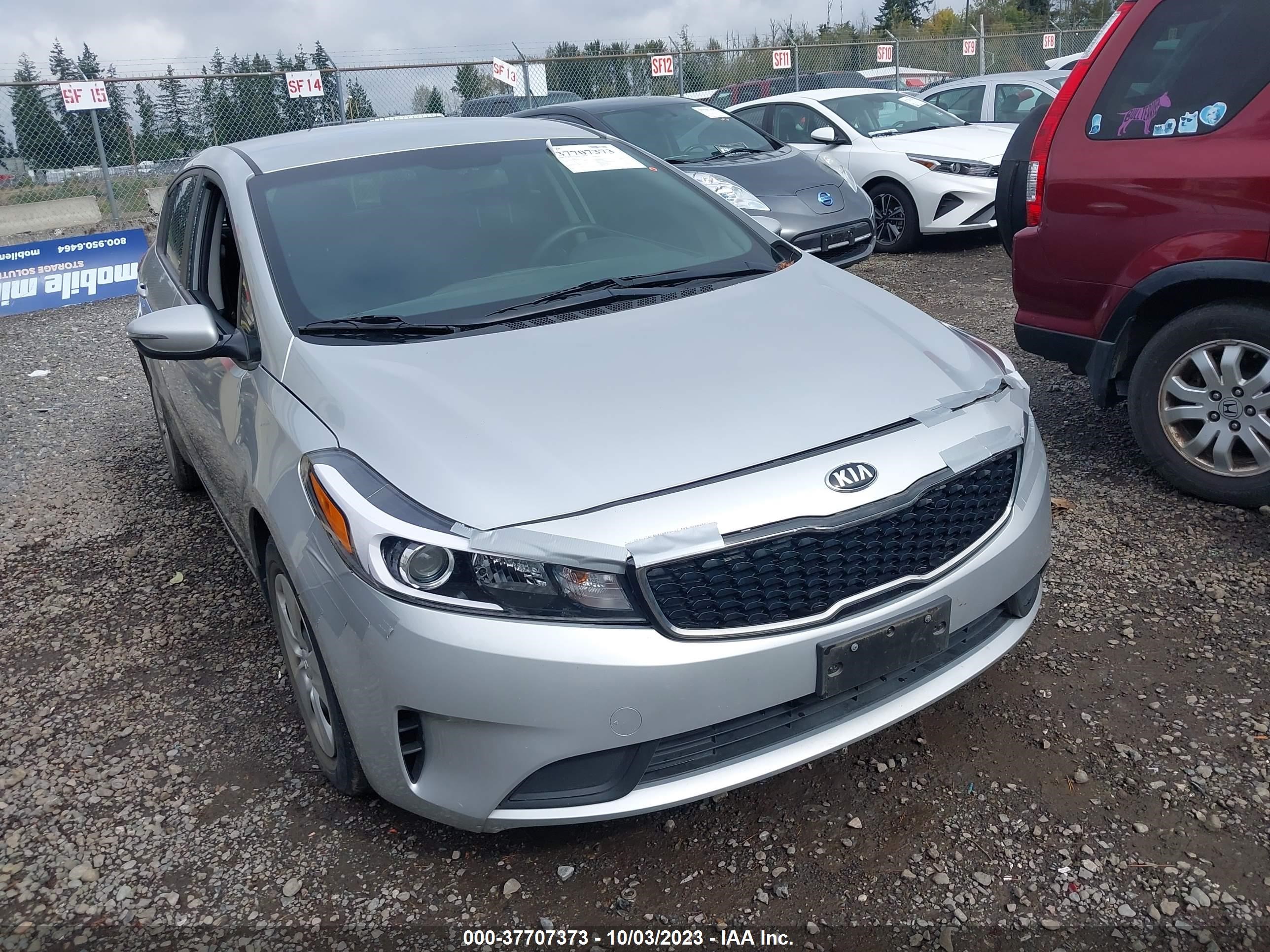 KIA FORTE 2017 knafk5a86h5692167