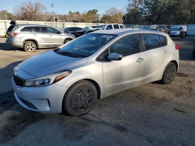 KIA FORTE 2017 knafk5a87h5681467