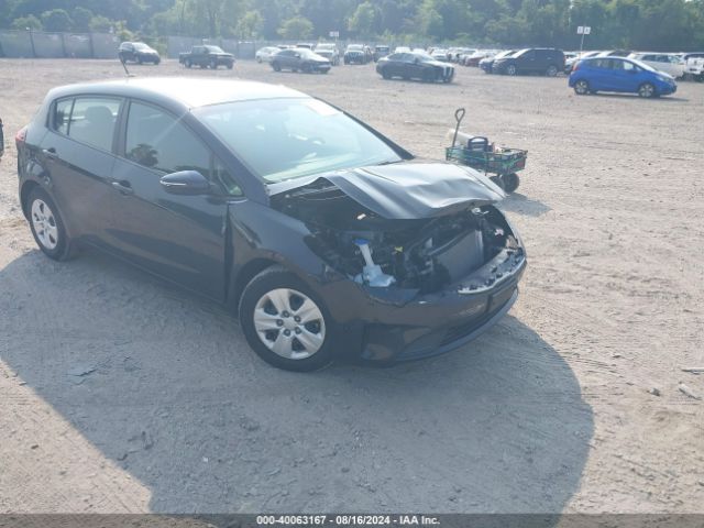 KIA FORTE 2017 knafk5a87h5687978