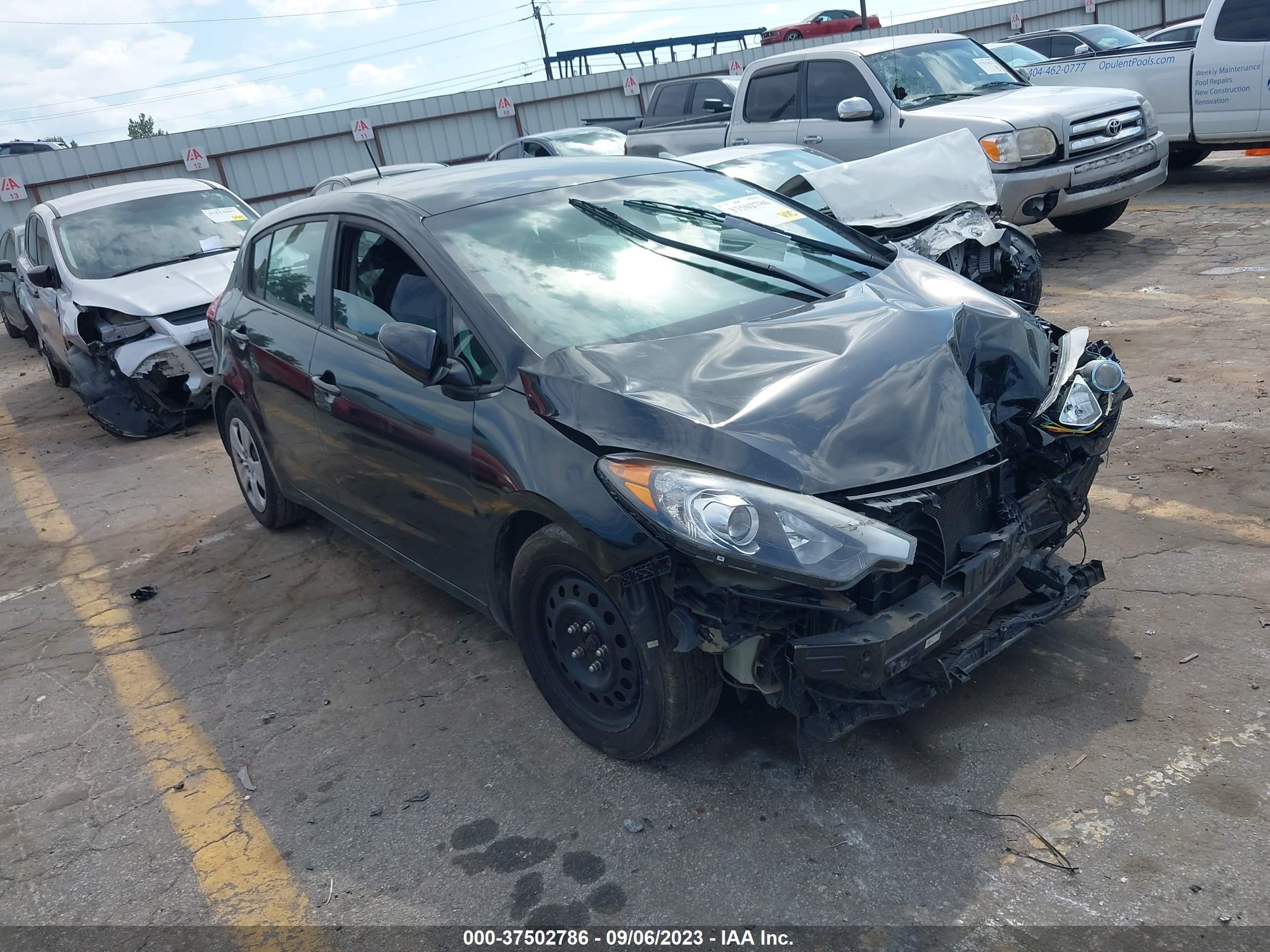 KIA FORTE 2016 knafk5a88g5568593