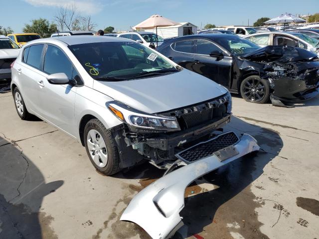 KIA FORTE LX 2017 knafk5a88h5698469