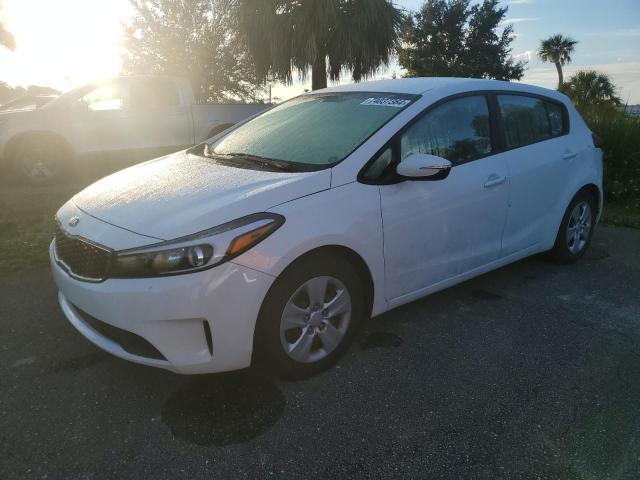 KIA FORTE LX 2017 knafk5a89h5702058