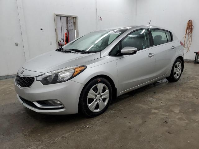 KIA FORTE 2016 knafk5a8xg5599909